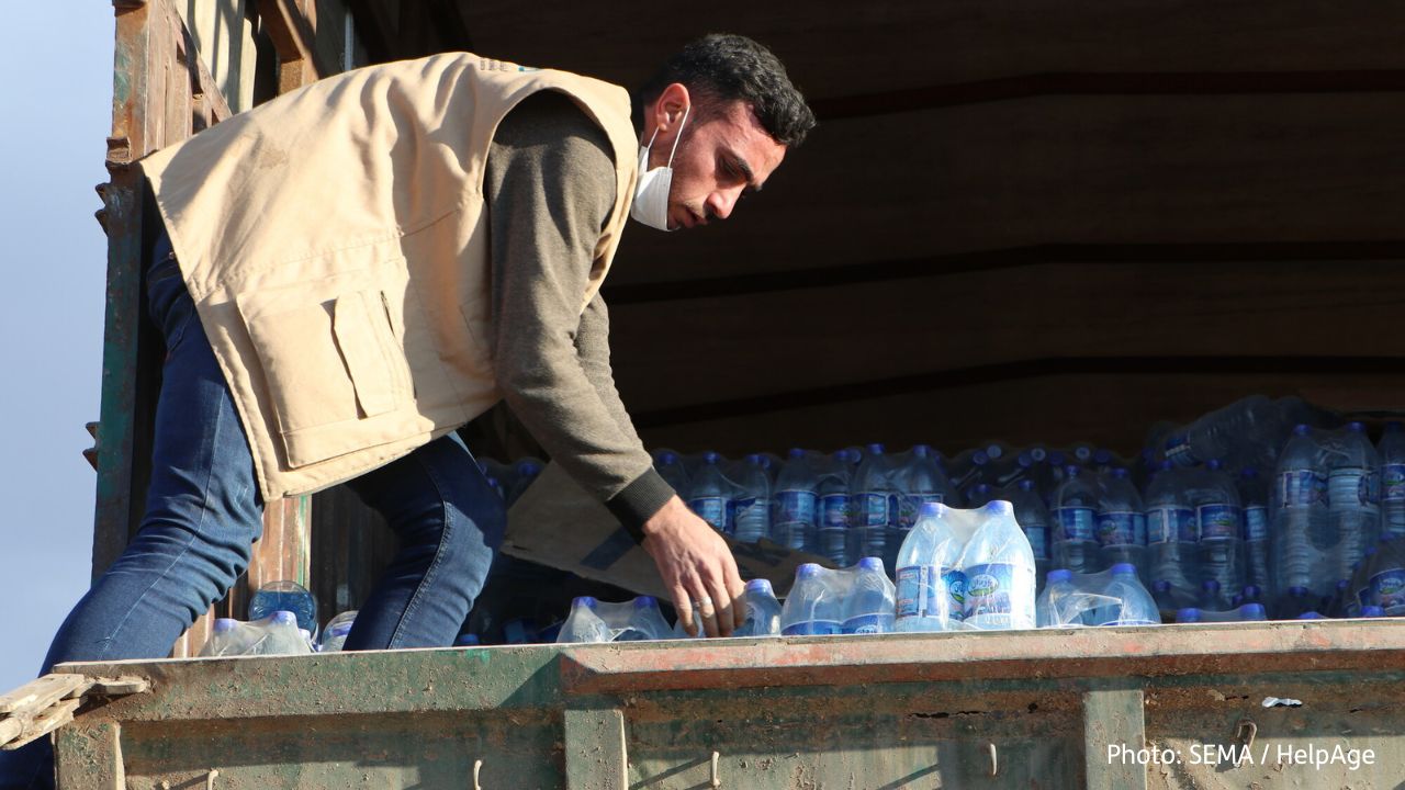 SEMA distributing water in the immediate days after the February 2023 earthquakes in Syria